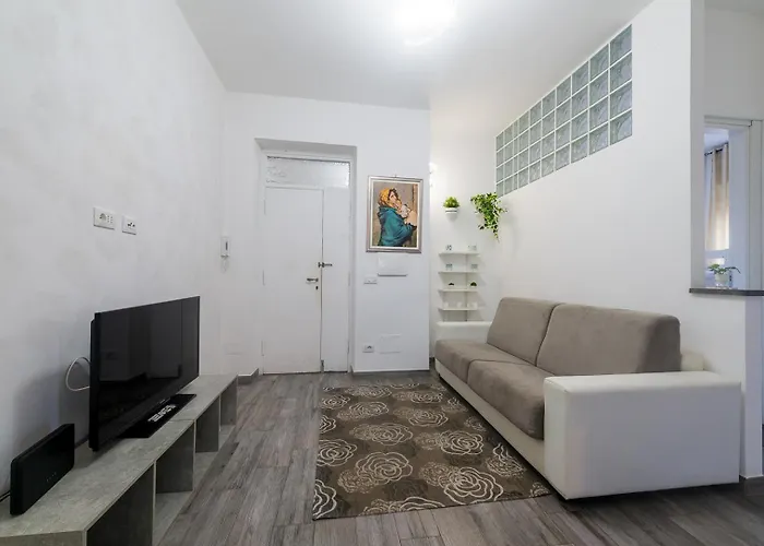 Di Giuseppe Laura * Ladispoli